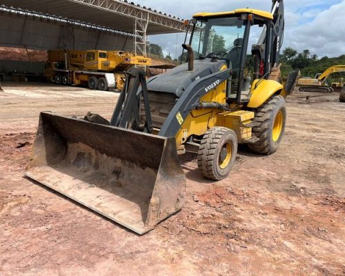 2010 Volvo BL60 4x4