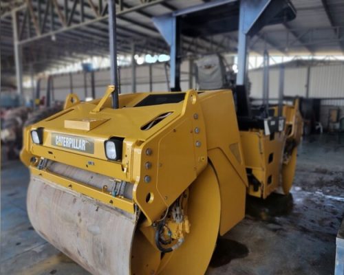 2011 Caterpillar CB534D