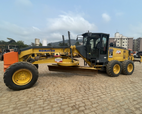 2013 Komatsu GD655